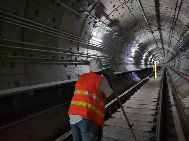 20230805136247.jpg 黃土嶺-涂家沖區(qū)間段人工監(jiān)測(cè).jpg